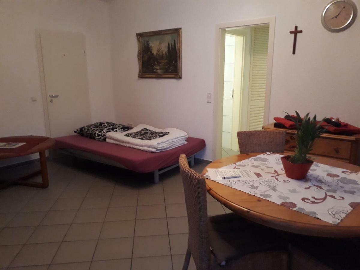 Ferienwohnung Neckartal Неккарштайнах Екстер'єр фото